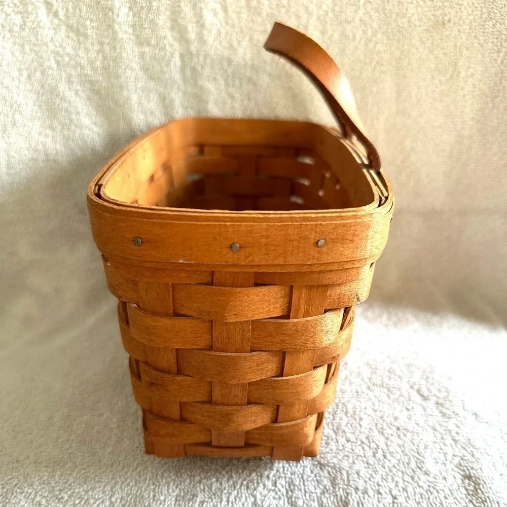 Longaberger Medium Key Basket 1991 Wall Hanging Leather Handle Handwoven USA